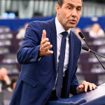 Il programma di Futuro Nazionale: l'agenda sociale di Roberto Vannacci sotto la lente